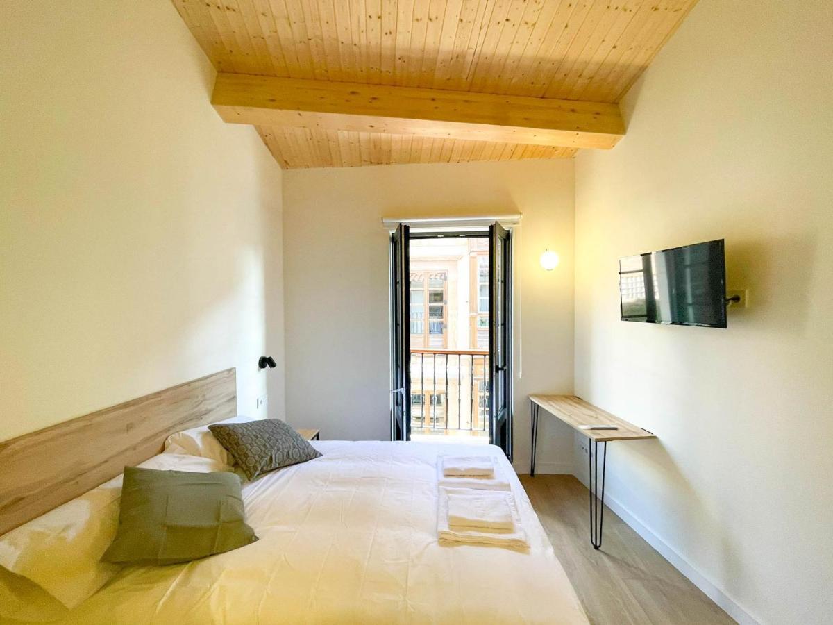 San Isidoro Coliving Hotel Oviedo Bagian luar foto